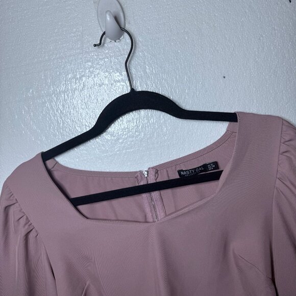 Nasty Gal Women's Size 8 Pink Long Sleeve Cropped Crop Top Square Neck Zipper - Picture 4 of 9